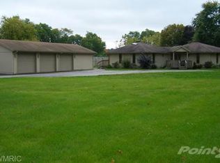 2908 W Front St, Buchanan, MI 49107