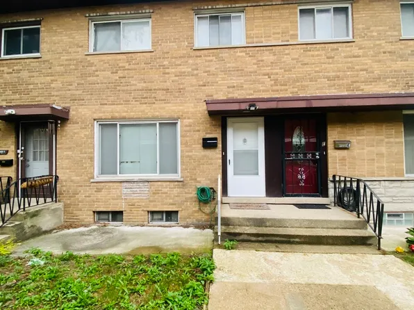 10055 Frontage Rd #F, Skokie, IL 60077