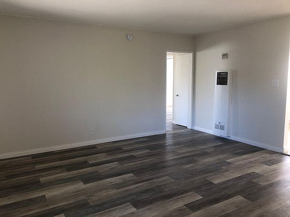 3rd image of 328 W Loraine St #8
