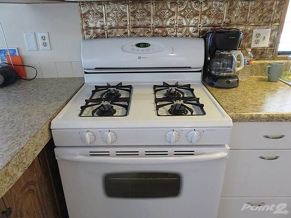4th image of 1091 Dolphin Ln
