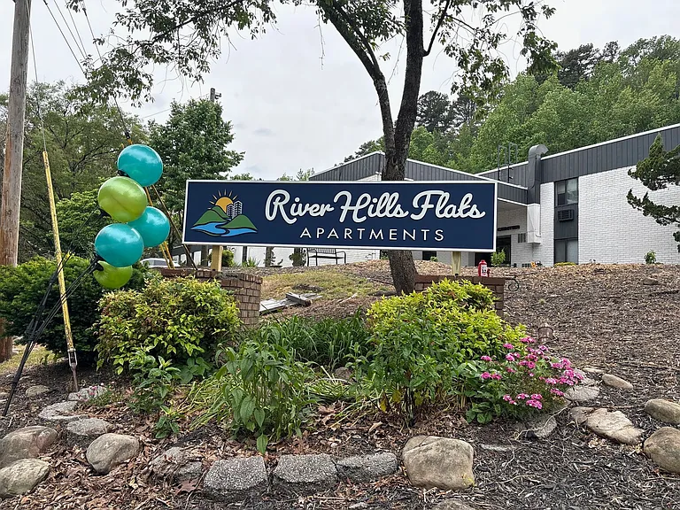 River Hills Flats -Studio, 1-Bedroom Flats in Hixson/Chattanooga TN! — Photo 1