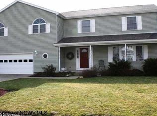 1208 Chase St, Morgantown, WV 26508