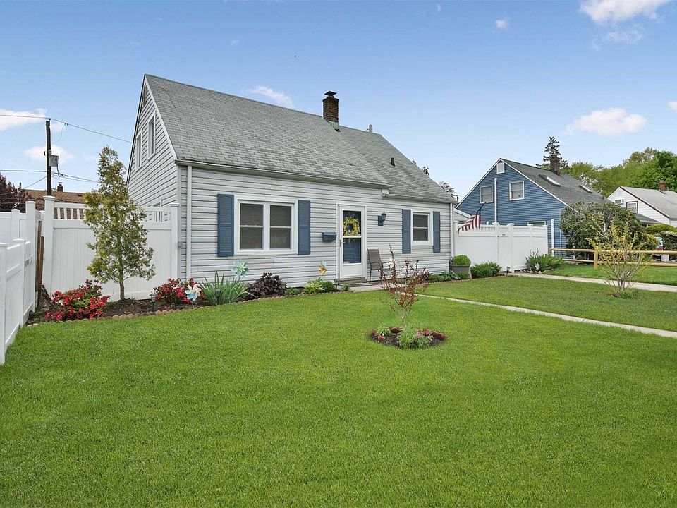 1st image of 29 Hollow Ln