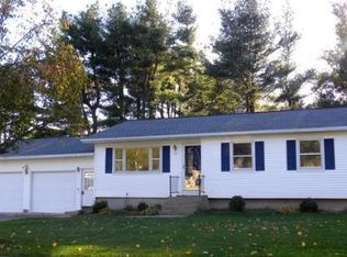 16 Calley St, Springfield, MA 01129