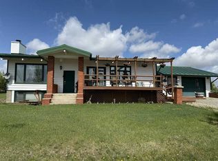 386243 SE 16th St W, Foothills County, AB T1S6A7