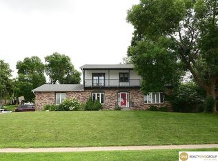 2405 S 151st St, Omaha, NE 68144