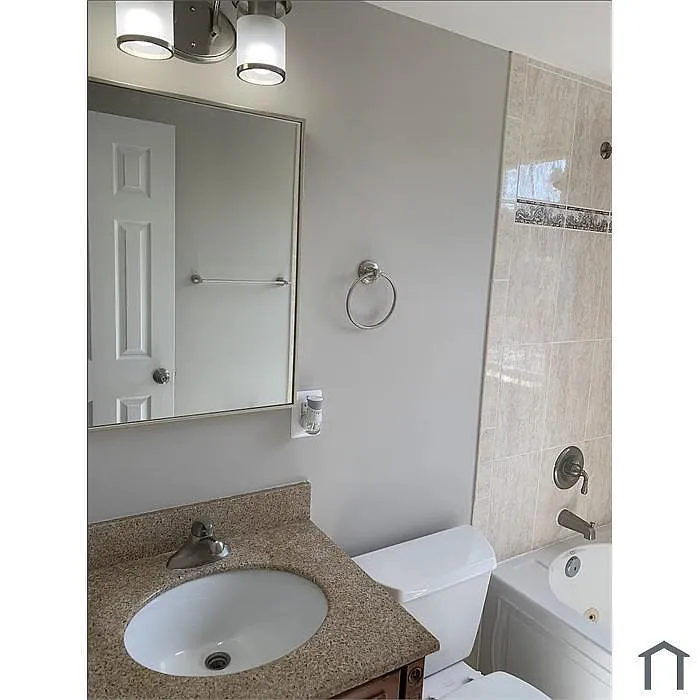 Unit Photo - 3878 9th St SE