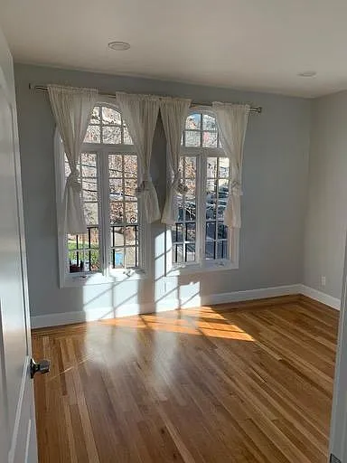 Building Photo - 1640 Euclid Ave #3