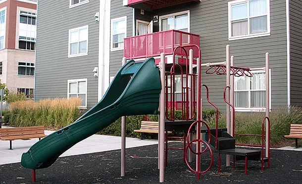 Esperanza Court — Photo 8