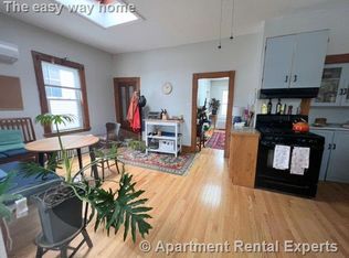 21 Jackson St APT 2R, Cambridge, MA 02140