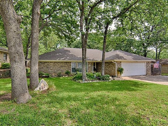 2nd image of 4505 Lone Oak Dr