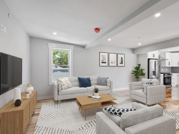 67 Essex St #2, Salem, MA 01970