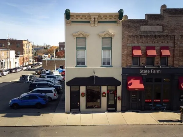 208 S Main St, New Castle, IN 47362