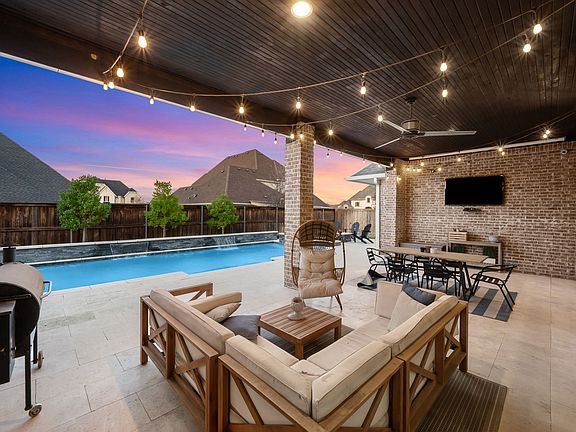 5th image of 6642 Garrett River Rd