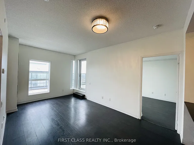 5168 Yonge St #Penthouse 305 — Photo 6