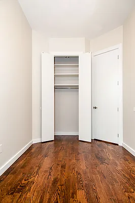 Rented by Nooklyn NYC LLC | media 135