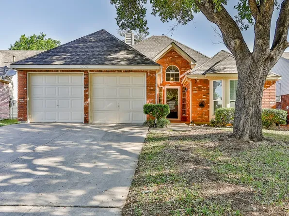 4725 Bracken Dr, Fort Worth, TX 76137