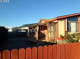 15895 Sunset Strip, Brookings, OR 97415