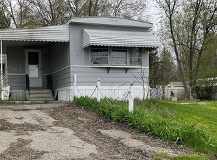 1556 Ward Dr #58, Flint, MI 48532