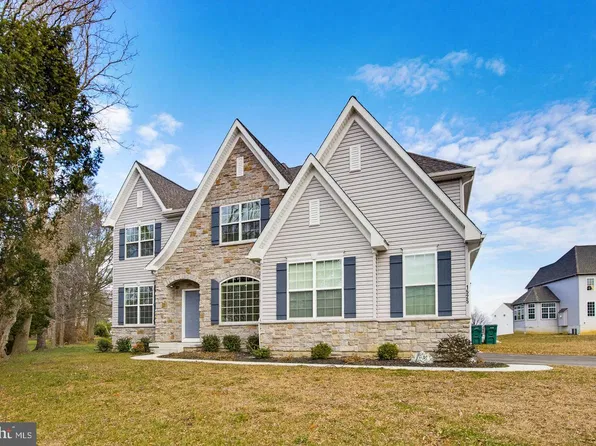 1525 Village Rd, Strasburg, PA 17579