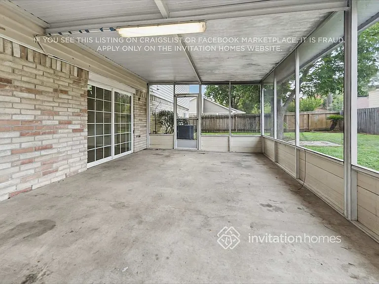 10514 Wayward Wind Ln — Photo 22