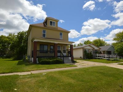 17530 Oakdale St, Roseville, MI, 48066