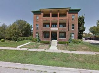 31 2nd St #3, Mount Clemens, MI 48043