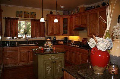 2nd image of 4661 Sierra Springs Dr