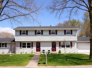 2991-2993 Gilbert Dr, Green Bay, WI 54311