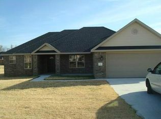 703 Custer St, Prairie Grove, AR 72753