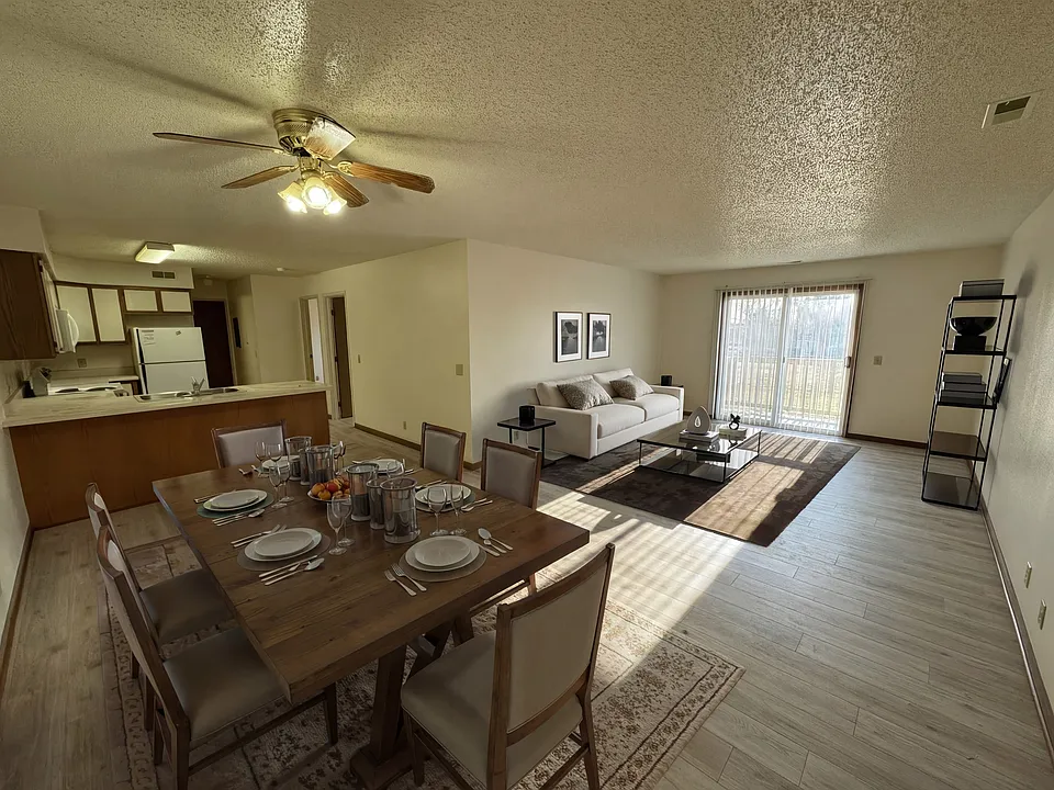 Pine Tree Apartments