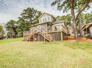 537 Caney Creek Dr, Livingston, TX 77351