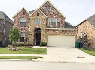 913 Yarrow St, Little Elm, TX 75068