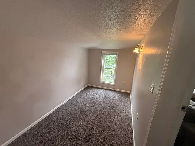 400 S Main St #2 — Photo 18