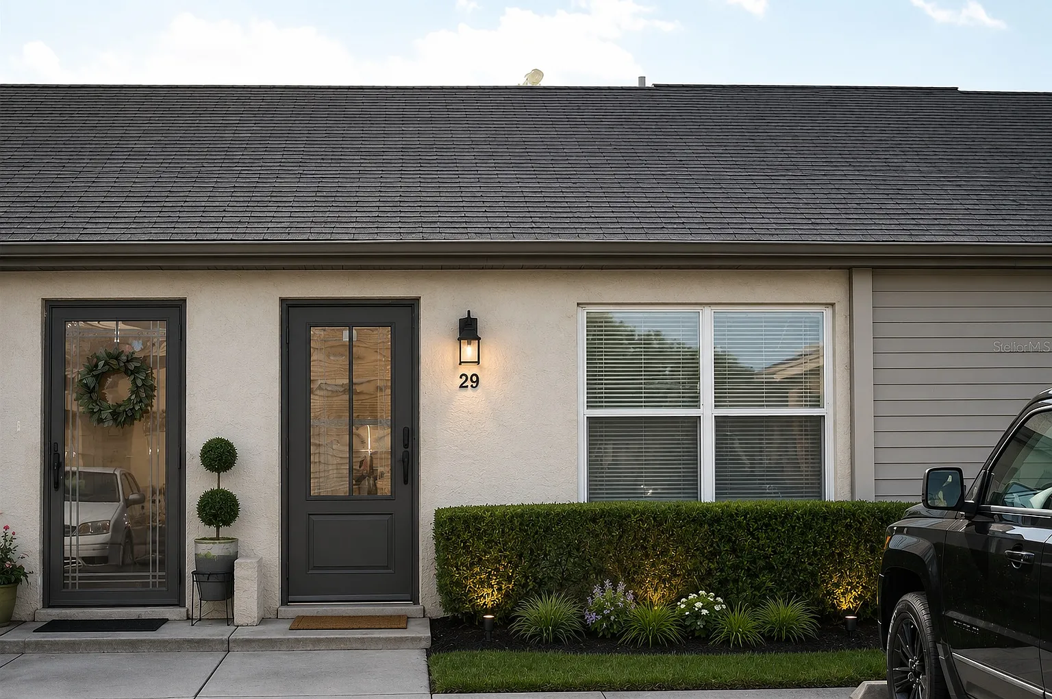 Beautiful 2/2 Villa — Photo 1