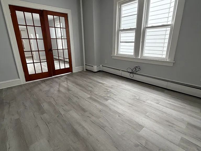 516 N Main St #A — Photo 2