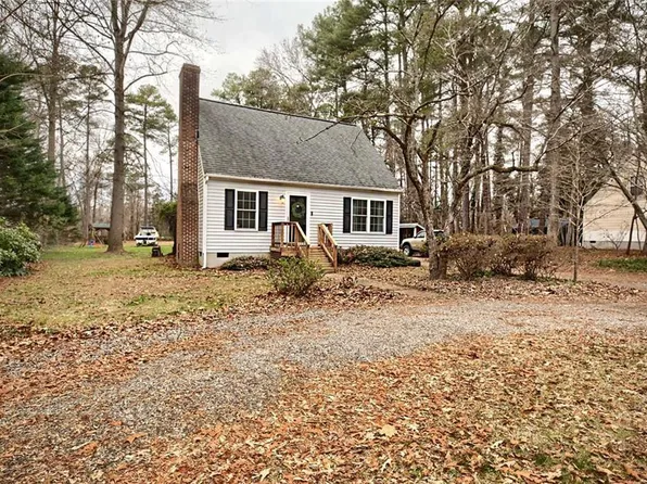 6288 Jones Creek Dr, Gloucester, VA 23061