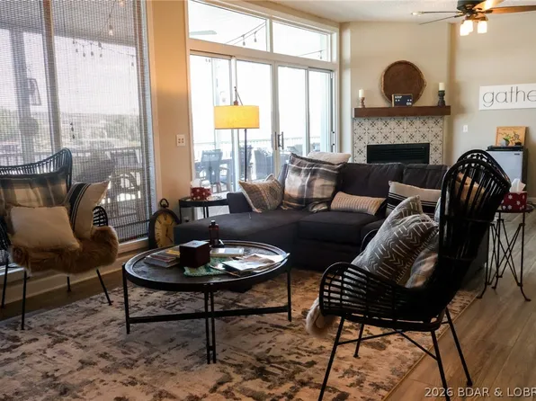 131 Evergreen Condo Dr Unit 2A, Sunrise Beach, MO 65079