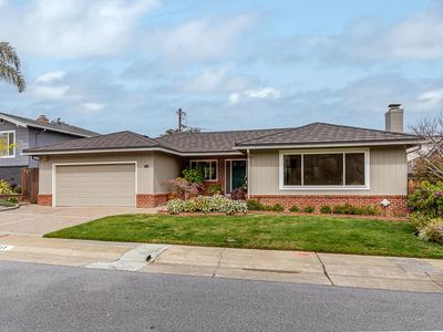 712 Foothill Dr, San Mateo, CA, 94402