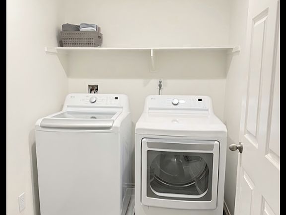 5th image of 24176 Selwood Dr