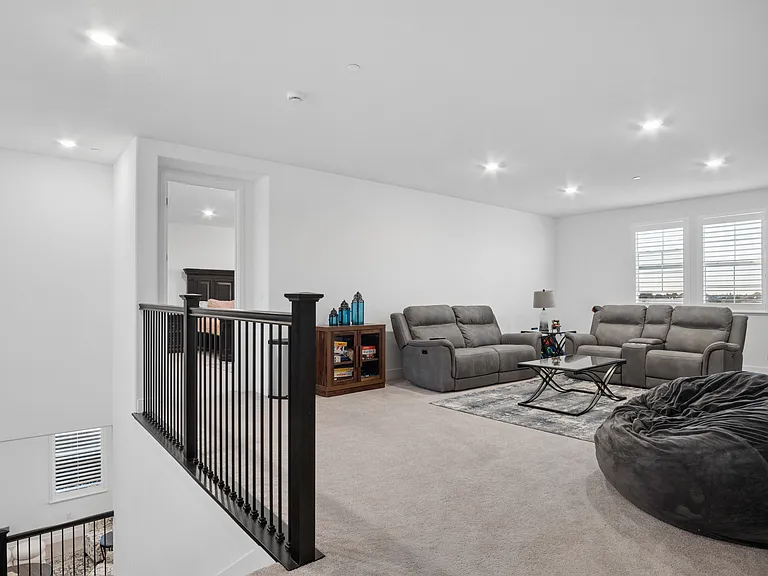 8596 Yari Way — Photo 23