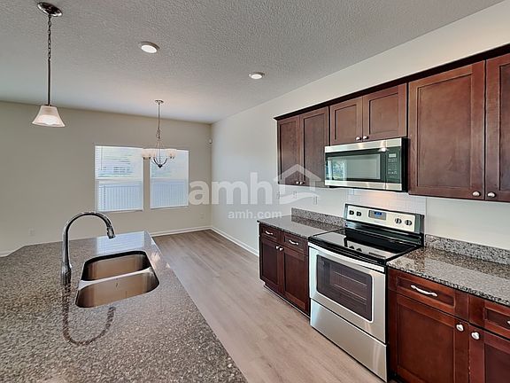 4th image of 147 E Jayce Way