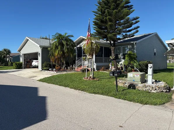 778 Lacosta Ln, North Fort Myers, FL 33917