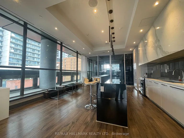 290 Adelaide St W #3509 — Photo 44