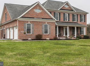 19050 Saint Abrahams Ct, Hampstead, MD 21074