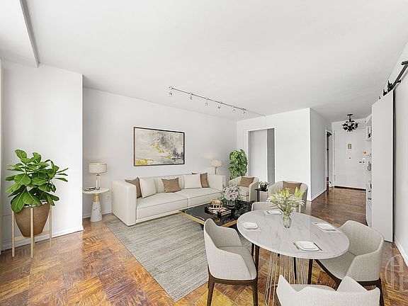 3rd image of 225 E 36th St APT 2P