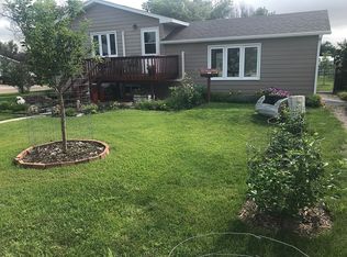 514 4th St W, Buffalo, SD 57720
