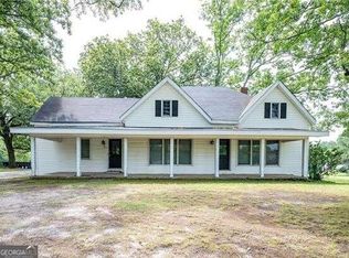 1618 Pinehurst Rd, Grayson, GA 30017