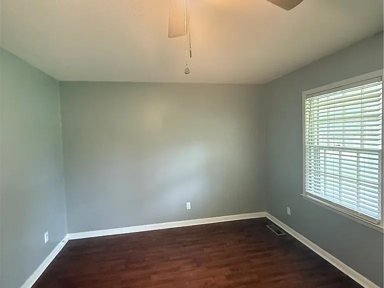6427 Freeport Rd — Photo 5