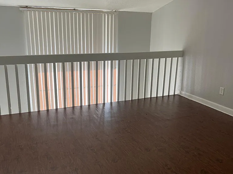 7720 E Kings Hwy #4 — Photo 6